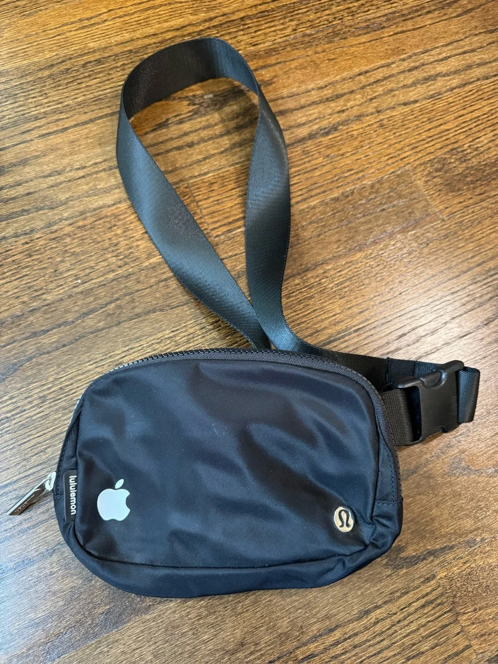 lululemon athletica Black Waist Pack — Compact Everyday Bag